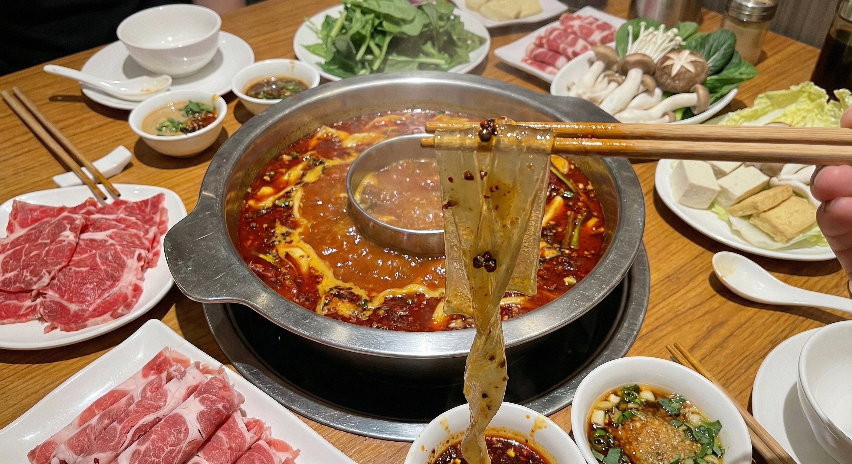 thick wide mung bean glass noodles hot pot stir fry braise Asian glass noodle superior texture pantry